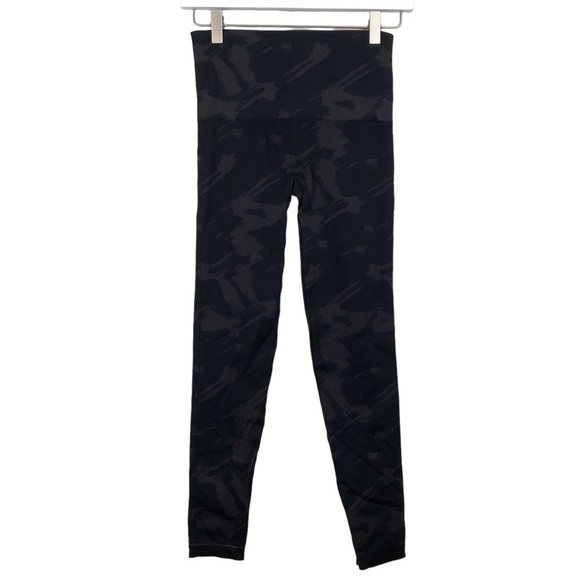 SPANX‎ Look At Me Now Seamless Legging - Picture 1 of 4
